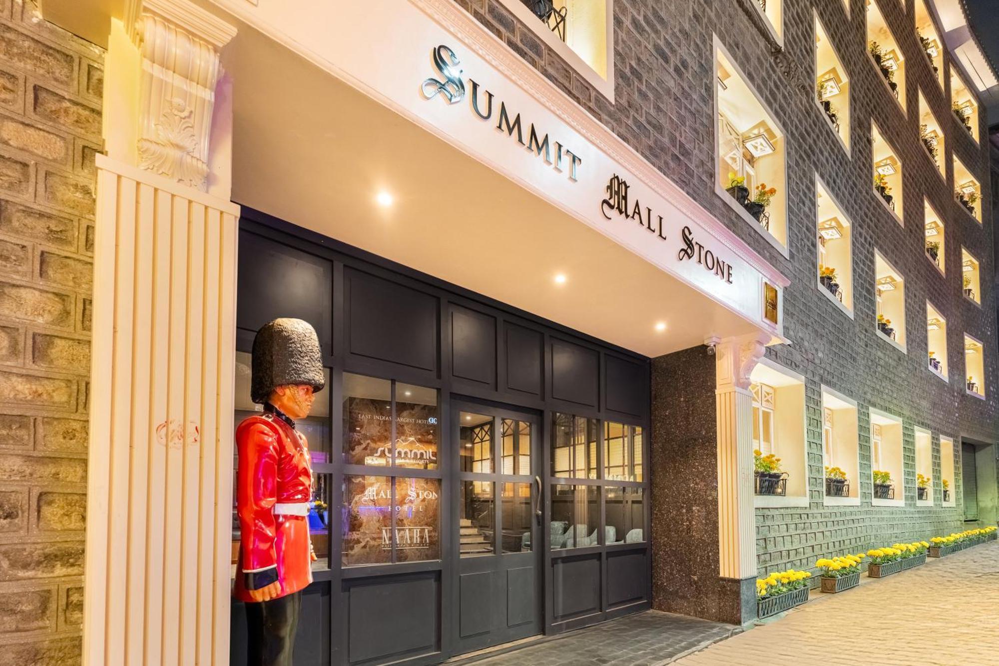 Summit Mall Stone Hotel Darjeeling  Buitenkant foto